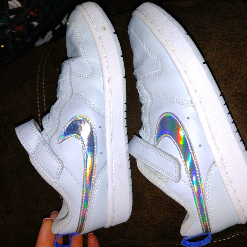 Kids sneakers
